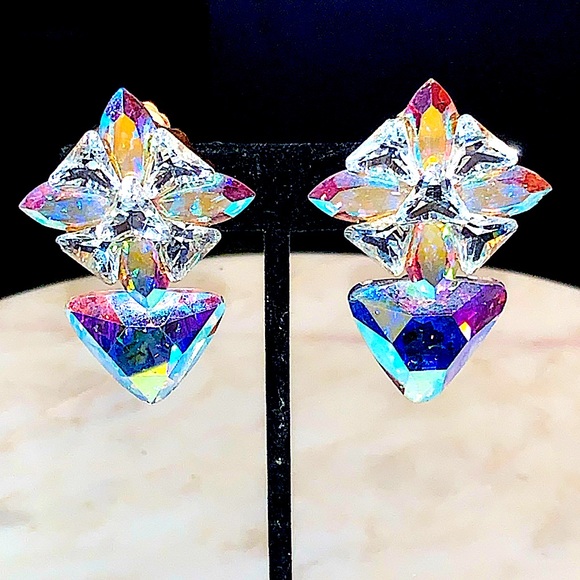 MAEDA’ EARRINGS CLIPON SWAROVSKI AURORA BOREALIS & SILVER CRYSTALS VINTAGE DROP - Picture 1 of 12